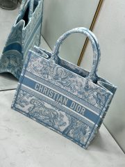 Dior Book Tote Medium Bag - Image 5