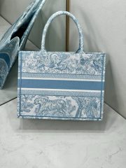 Dior Book Tote Medium Bag - Image 7