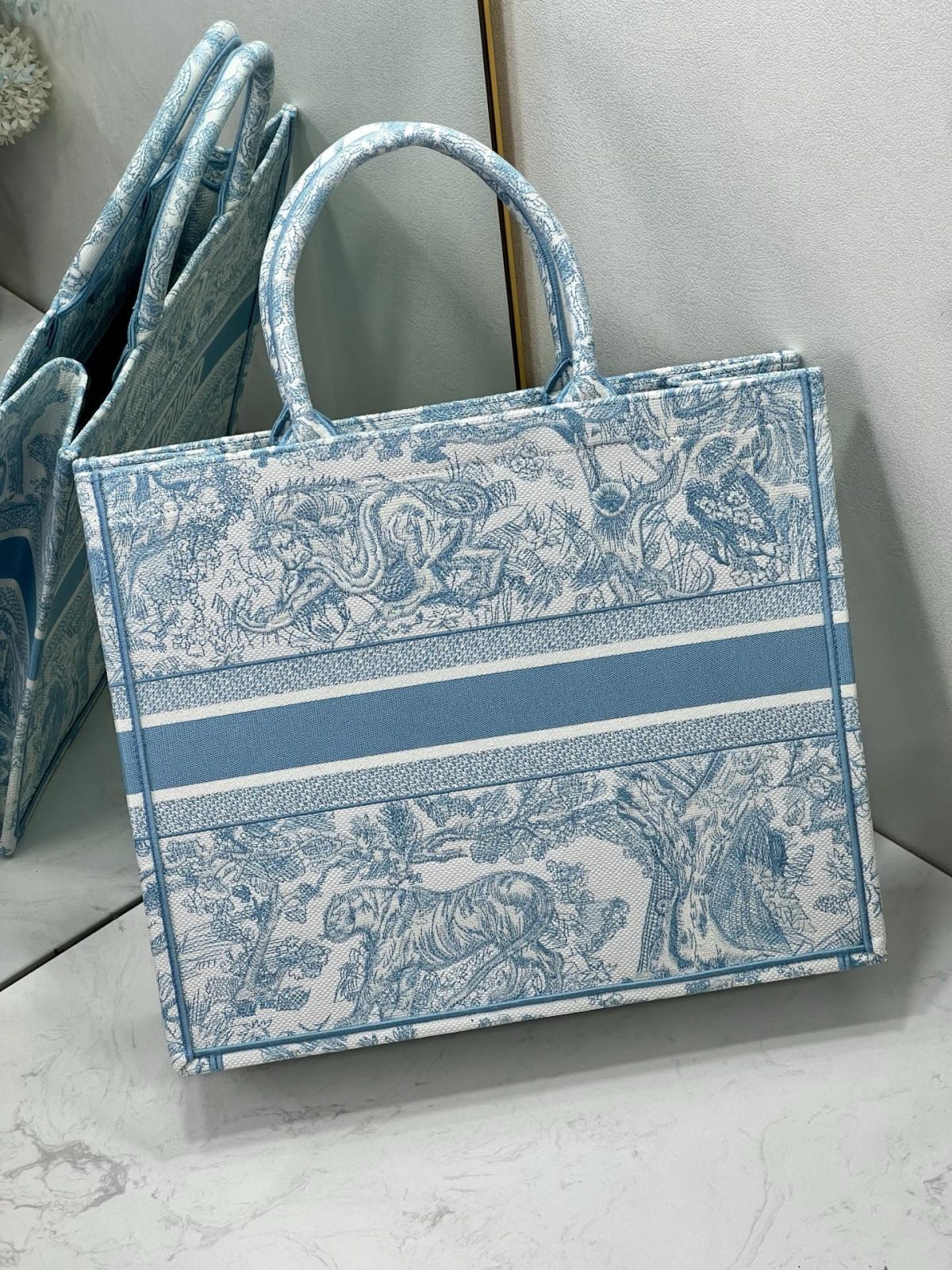 Dior Book Tote Large Bag - Image 4