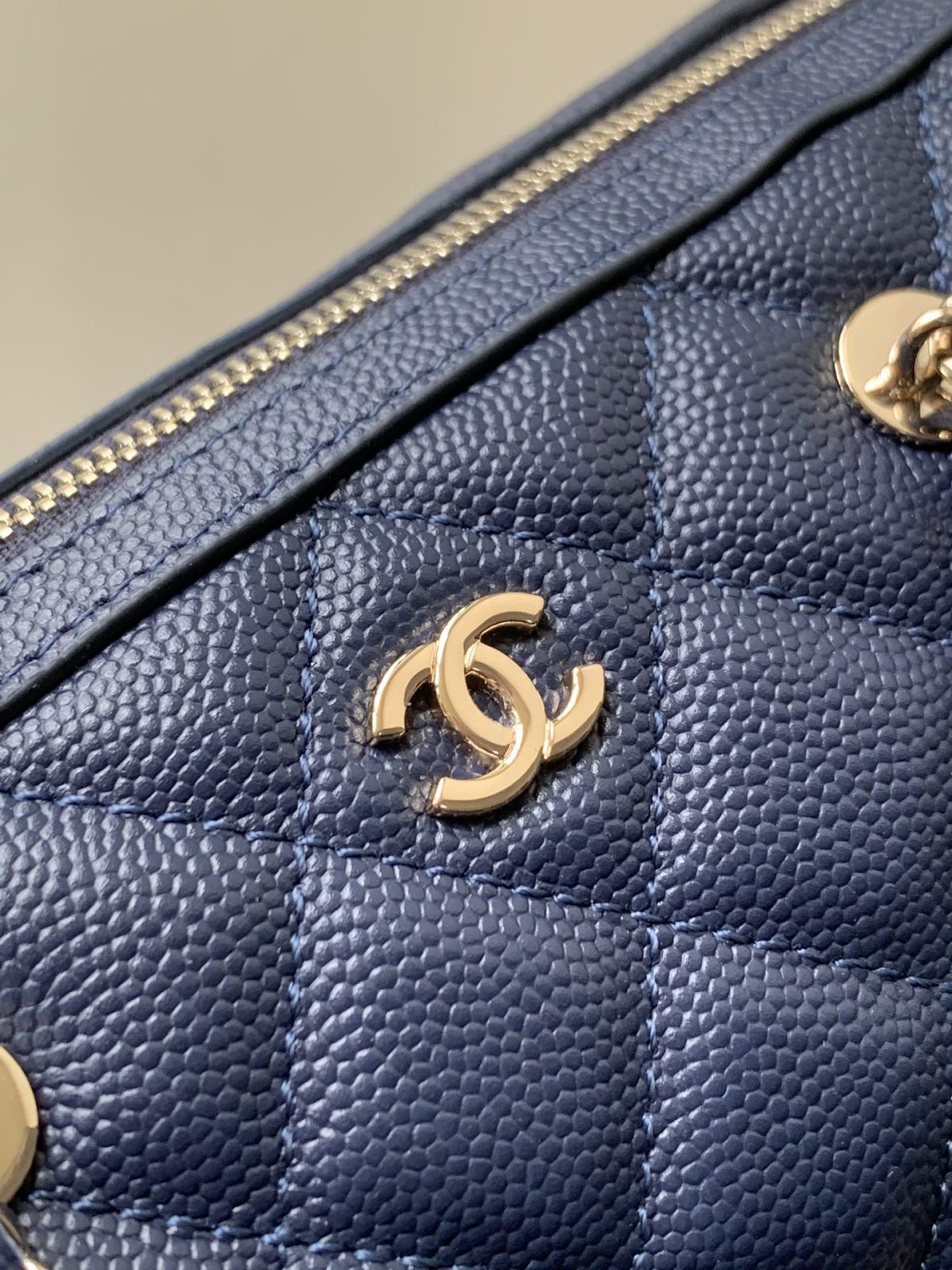 Chanel Chain Bag - Image 5