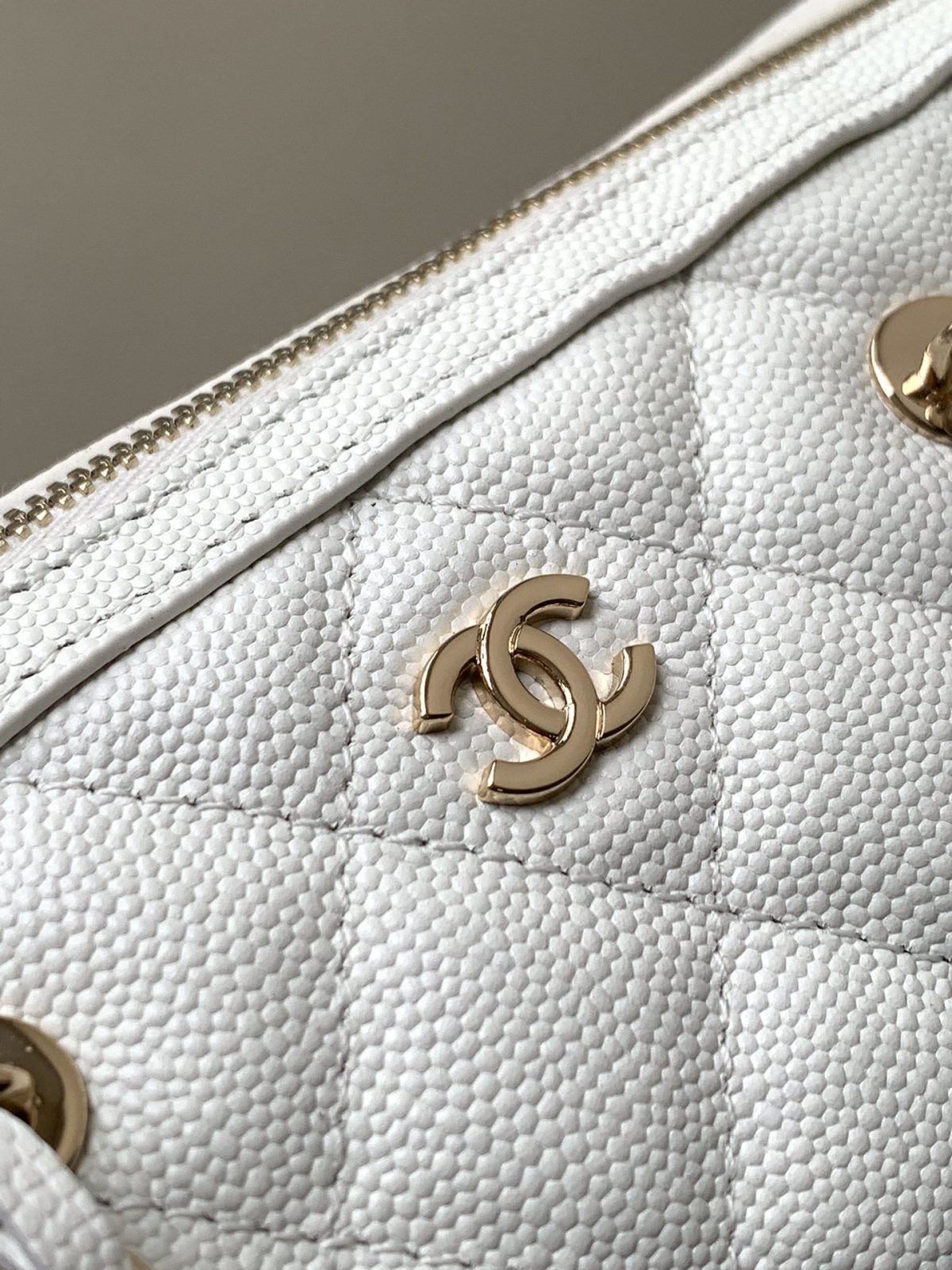 Chanel Chain Bag - Image 5