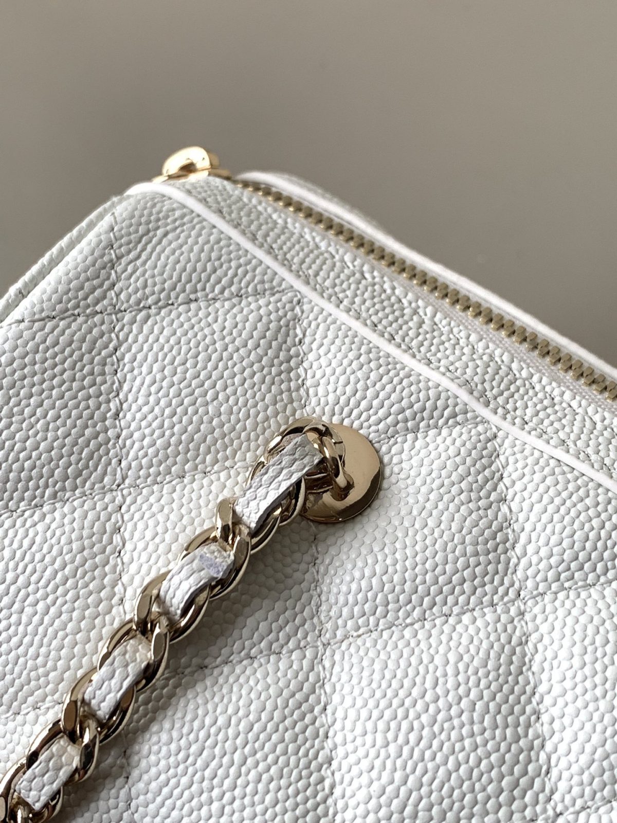 Chanel Chain Bag - Image 7