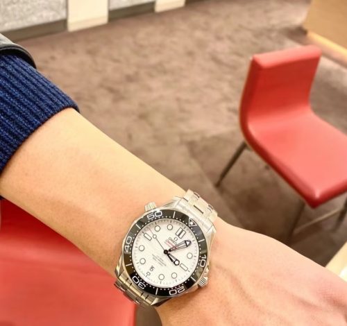 Best AAA Swiss Rolex Explorer II 216570 Replica with Polar White Dial, Stainless Steel Case – Super Clone Quality Watch For Men photo review