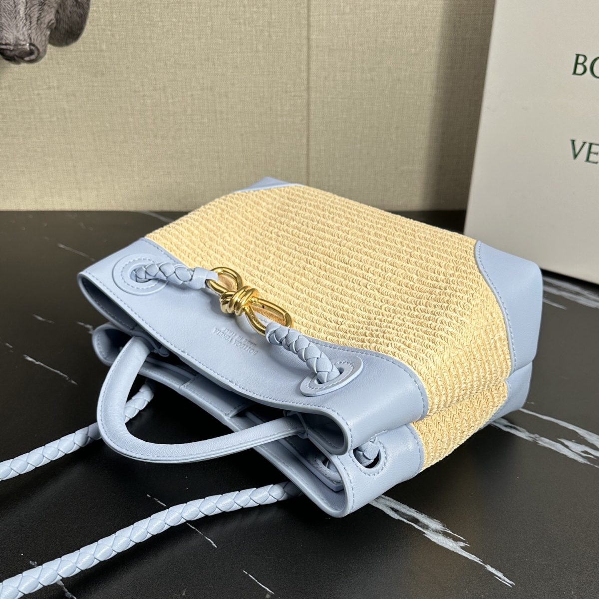 Bottega Veneta  Small Andiamo - Image 4