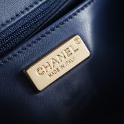 Chanel Classic Flap Bag 20cm - Image 8