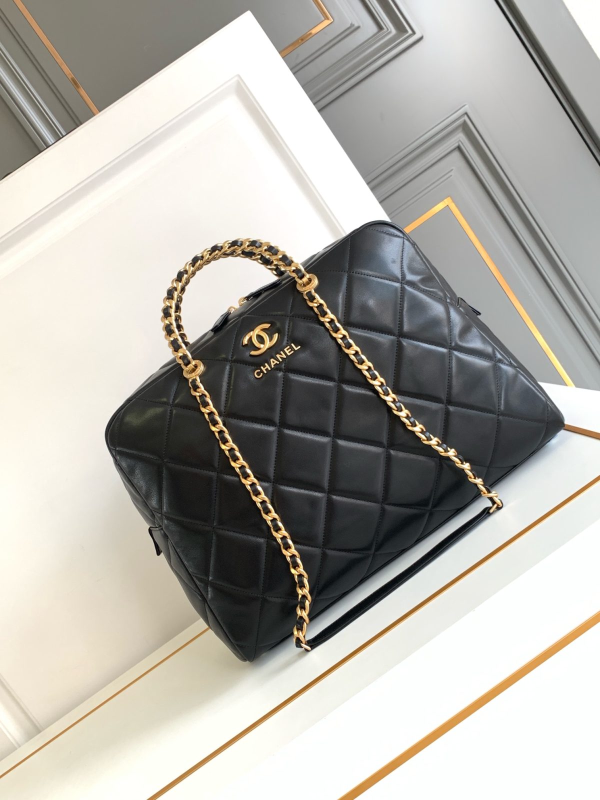 Chanel Handbag - Image 1