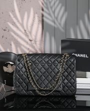 Chanel Classic Flap Bag 38cm - Image 3