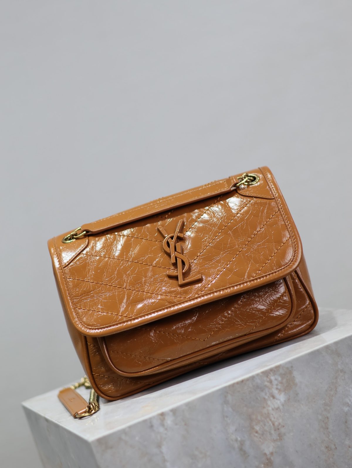 Yves Saint Laurent Niki Baby Chain Bag - Image 4