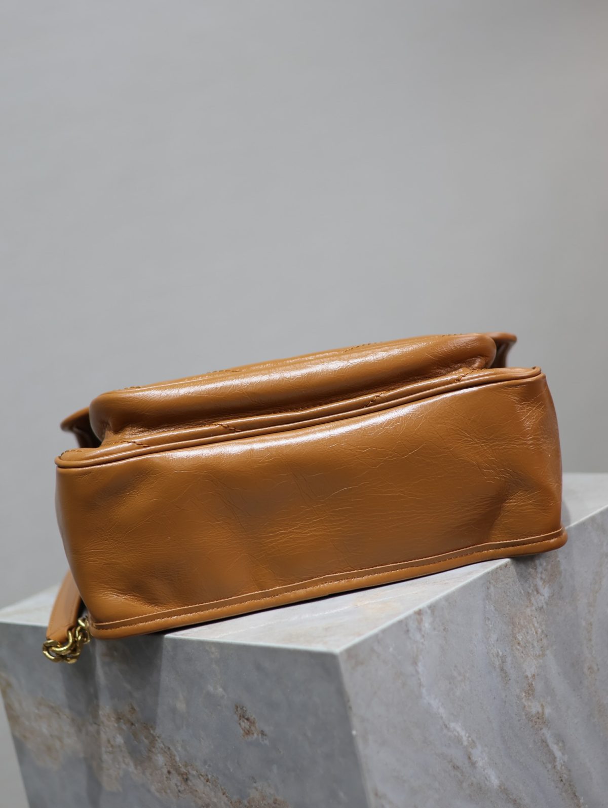 Yves Saint Laurent Niki Medium Chain Bag - Image 8