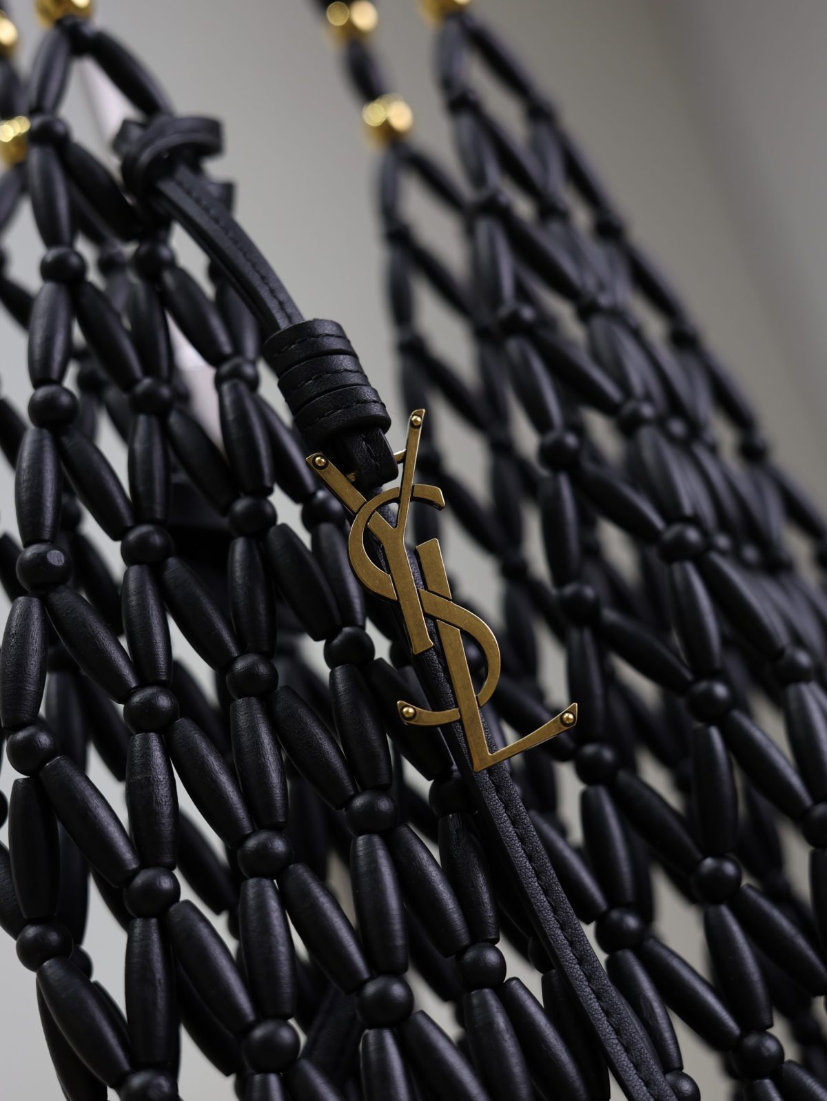 Yves Saint Laurent Bucket Supple Bag - Image 7