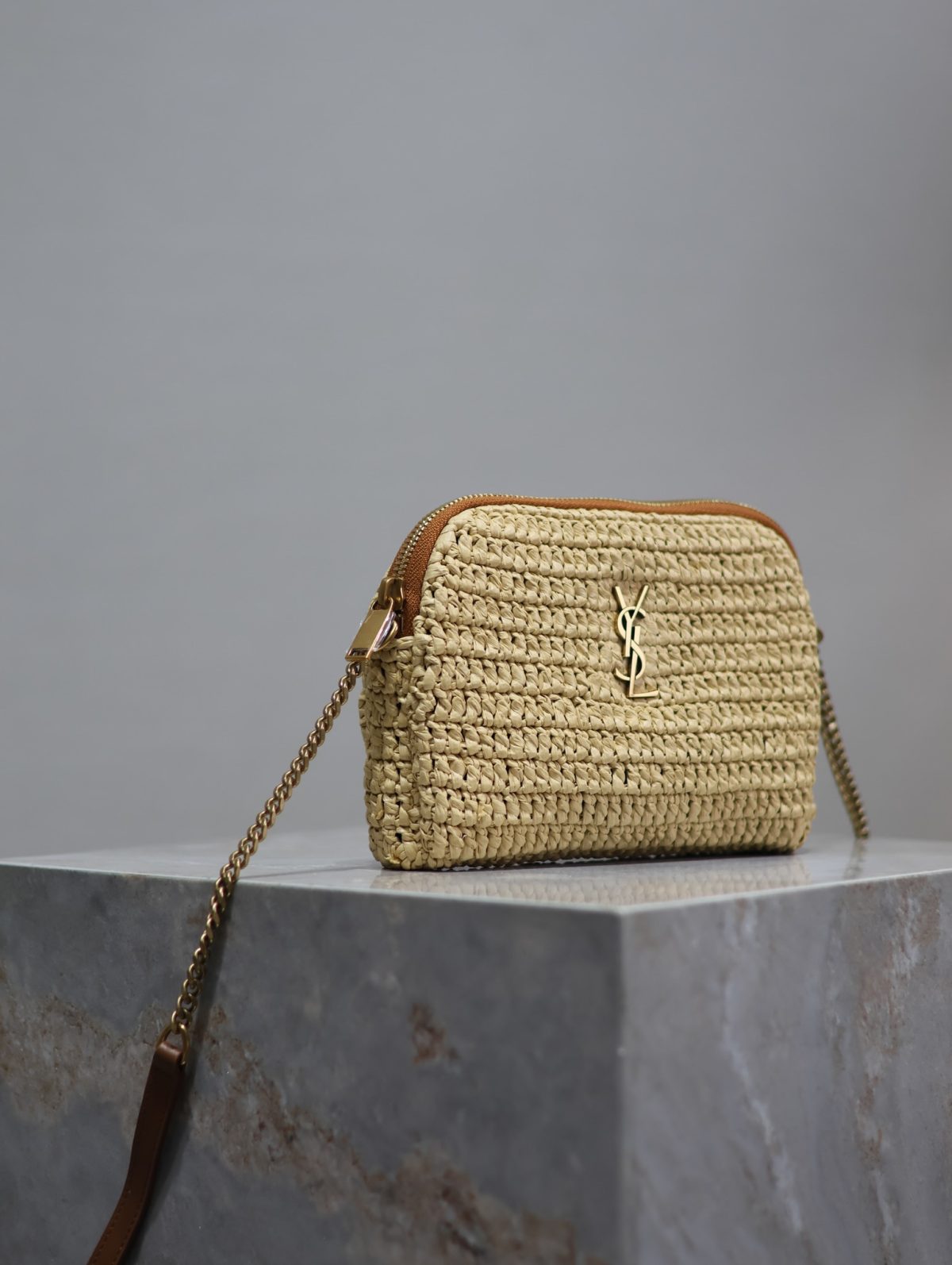 Yves Saint Laurent Gaby Chain Bag - Image 3