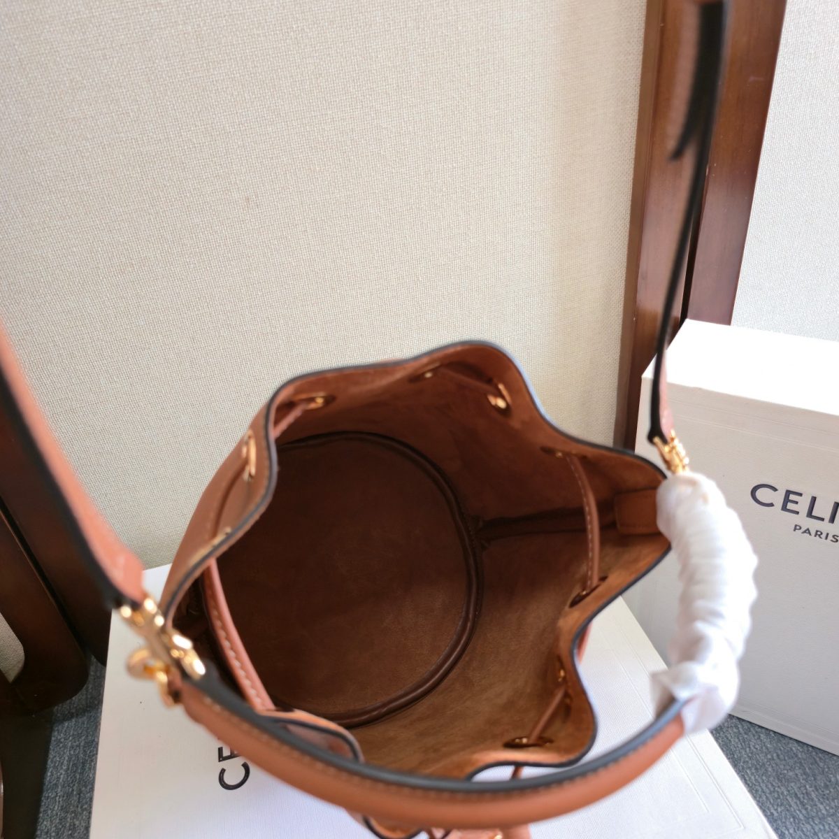 Celine Teen Clara Bag In Supple Grained Calfskin - Image 8