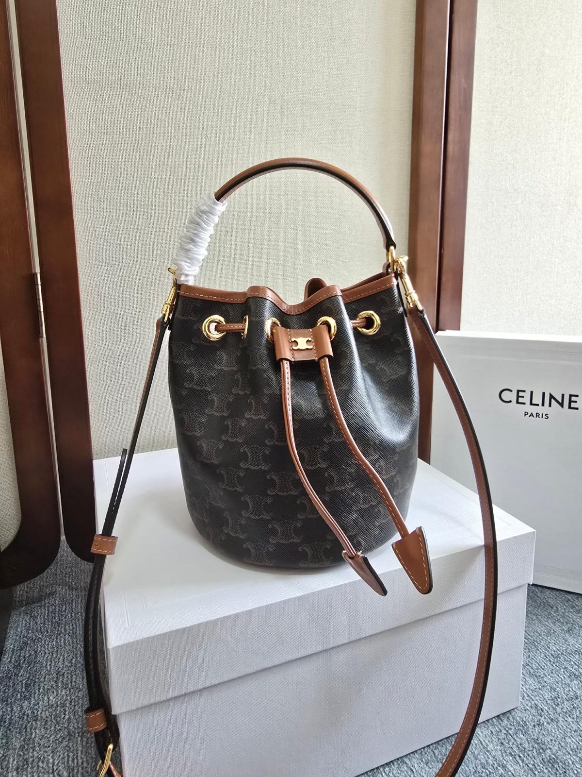Celine Teen Clara Bag In Supple Grained Calfskin - Image 1