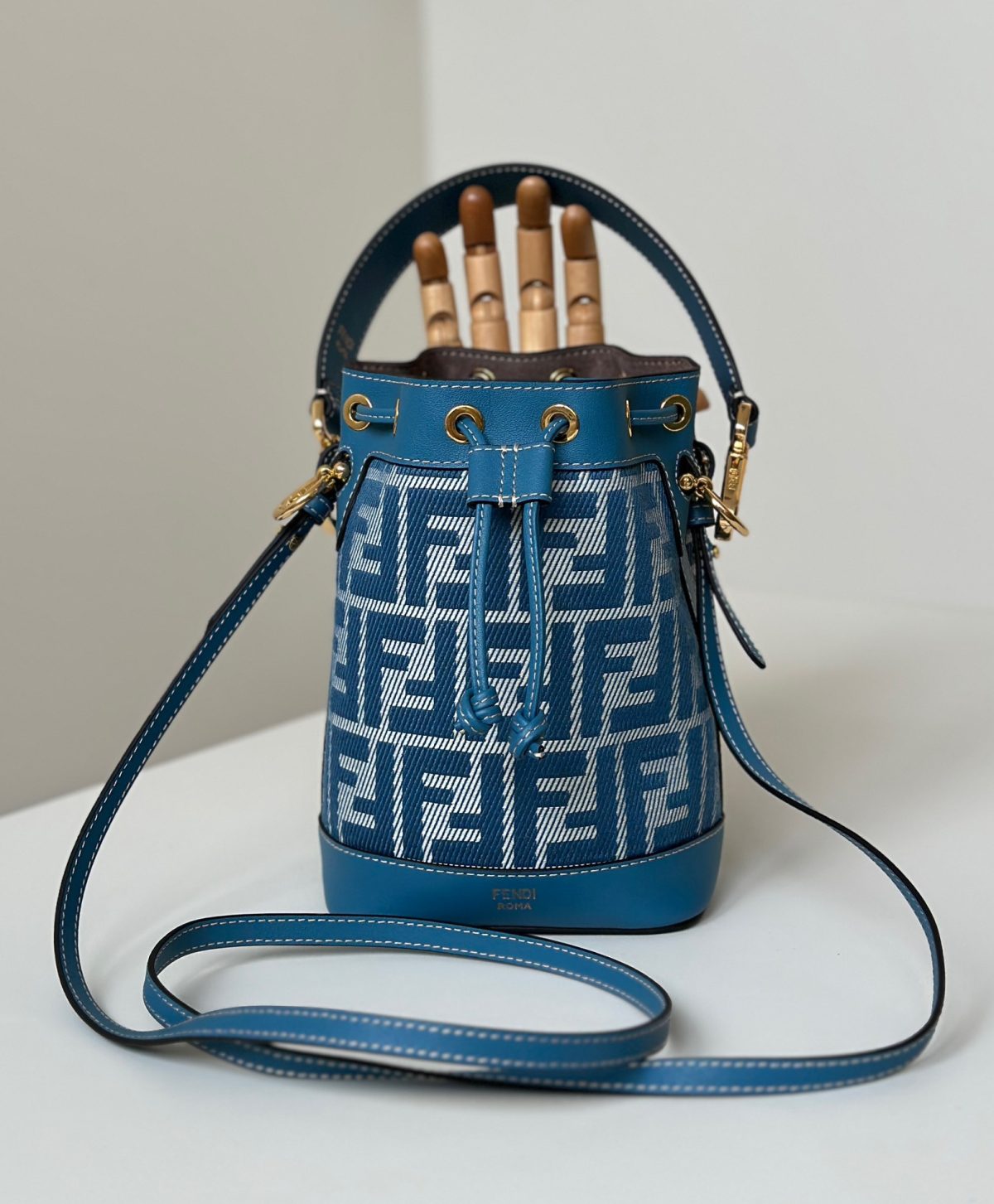 Fendi Mon Tresor Mini Bucket Bag - Image 2