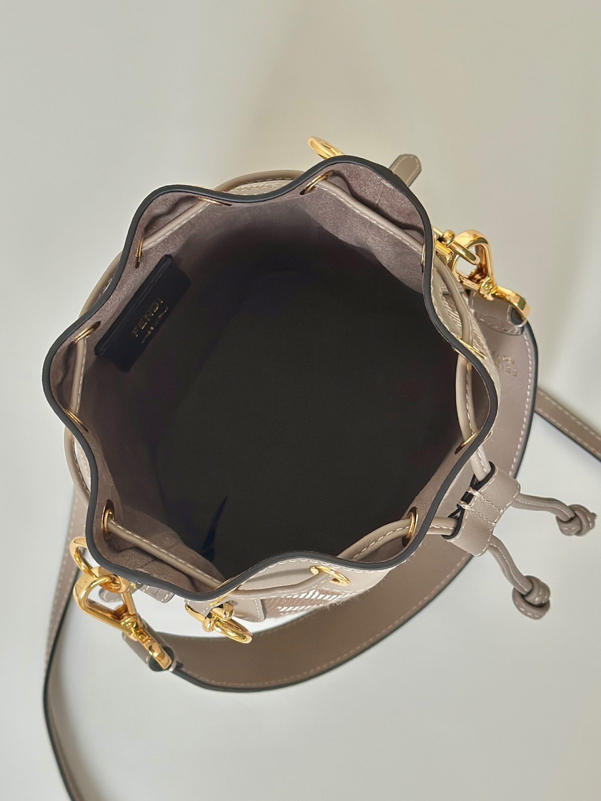 Fendi Mon Tresor Mini Bucket Bag - Image 6