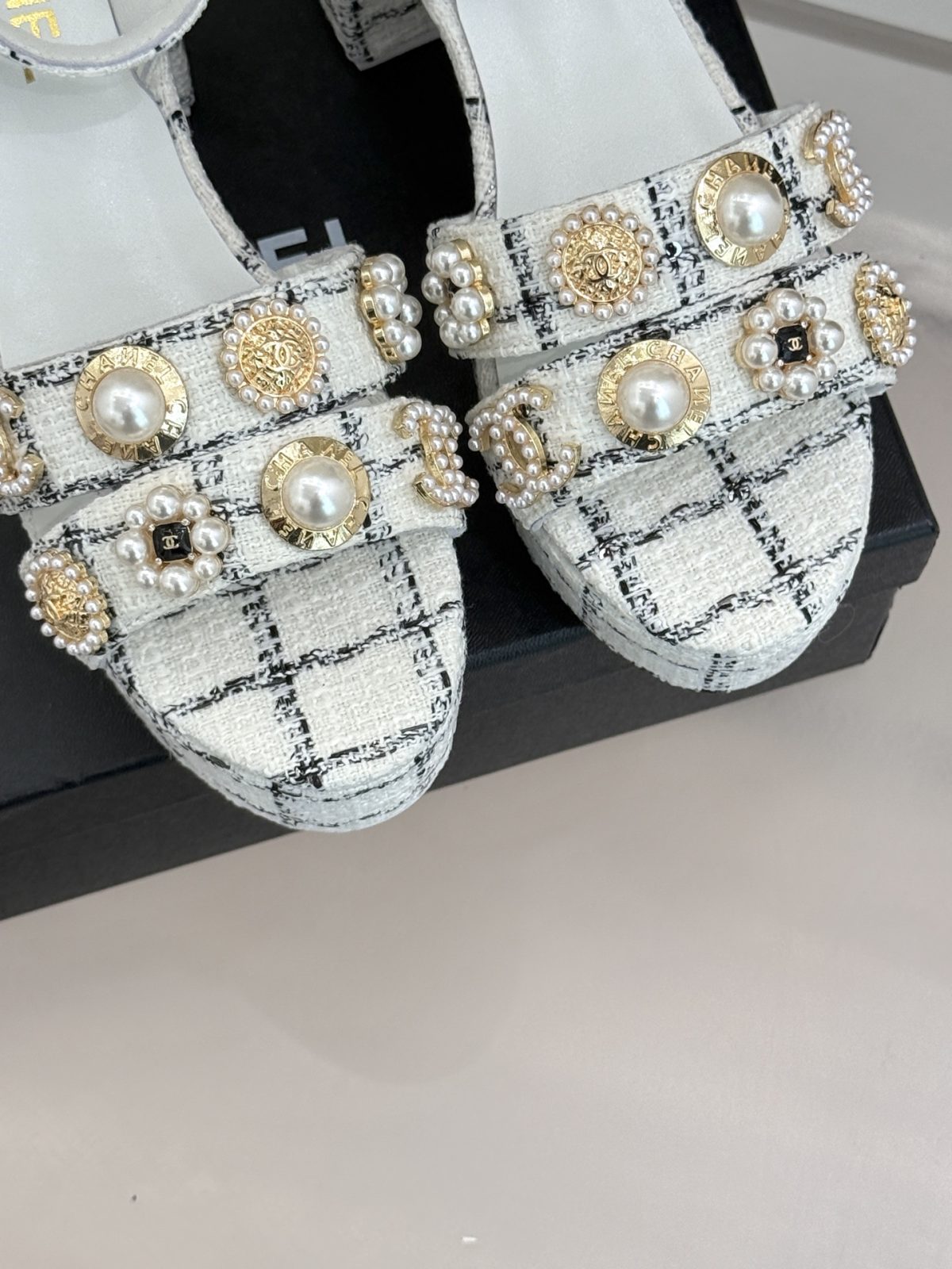 Chanel Sandals - Image 25
