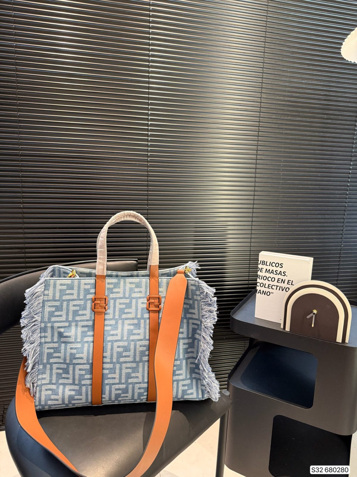 Fendi Summer Tote - Image 3