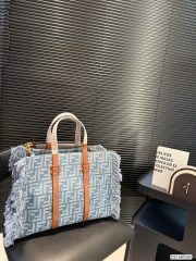 Fendi Summer Tote - Image 4