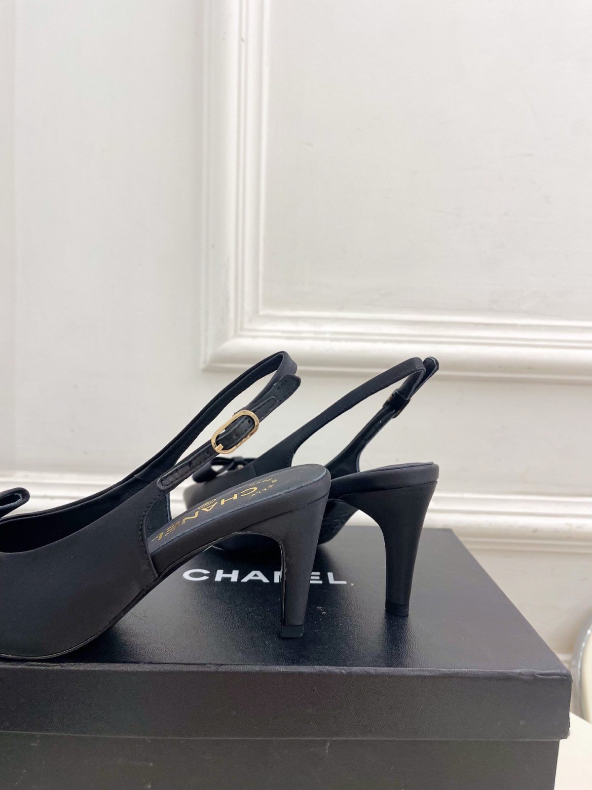 Chanel Slingbacks - Image 8