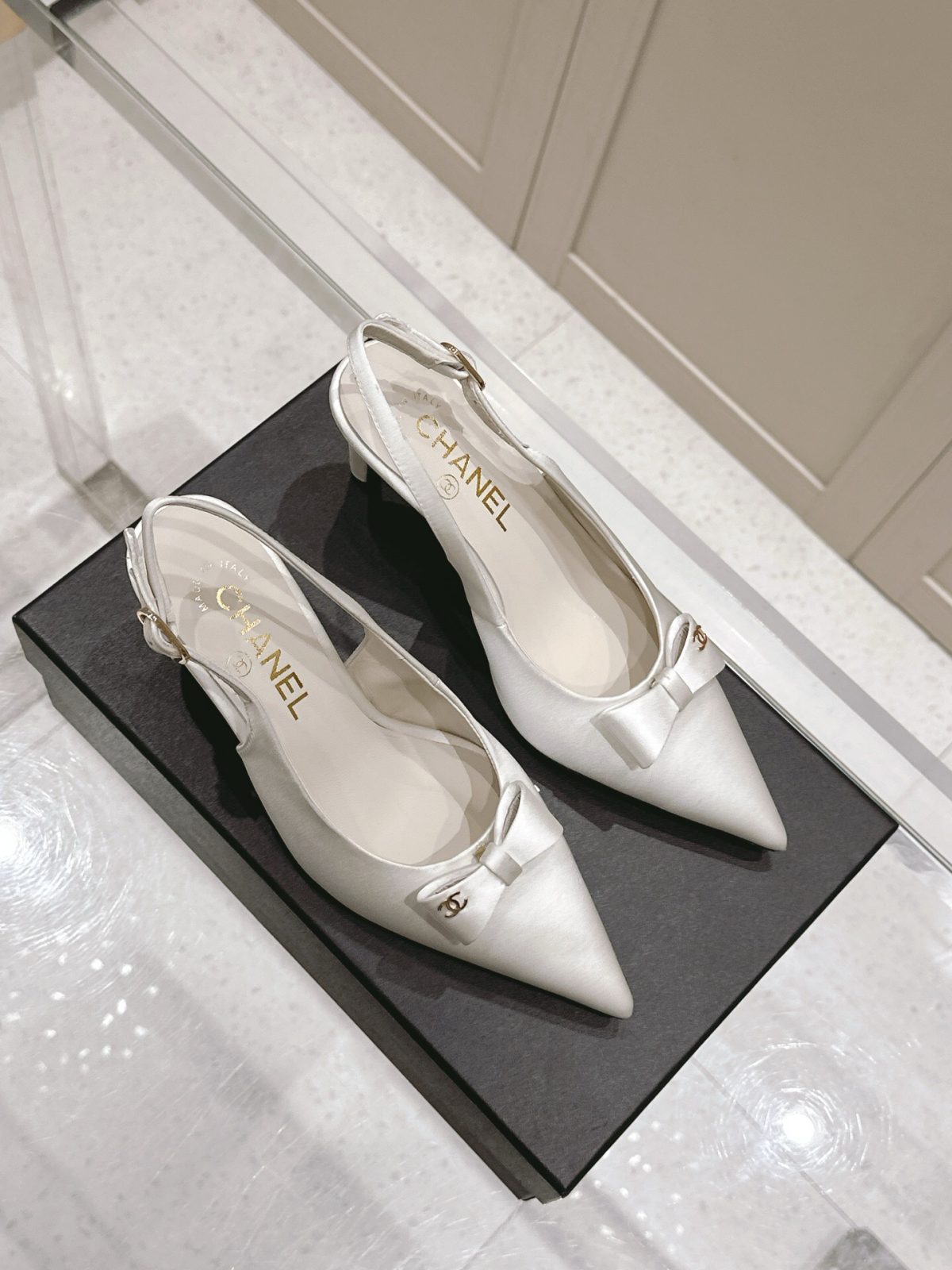 Chanel Slingbacks - Image 12