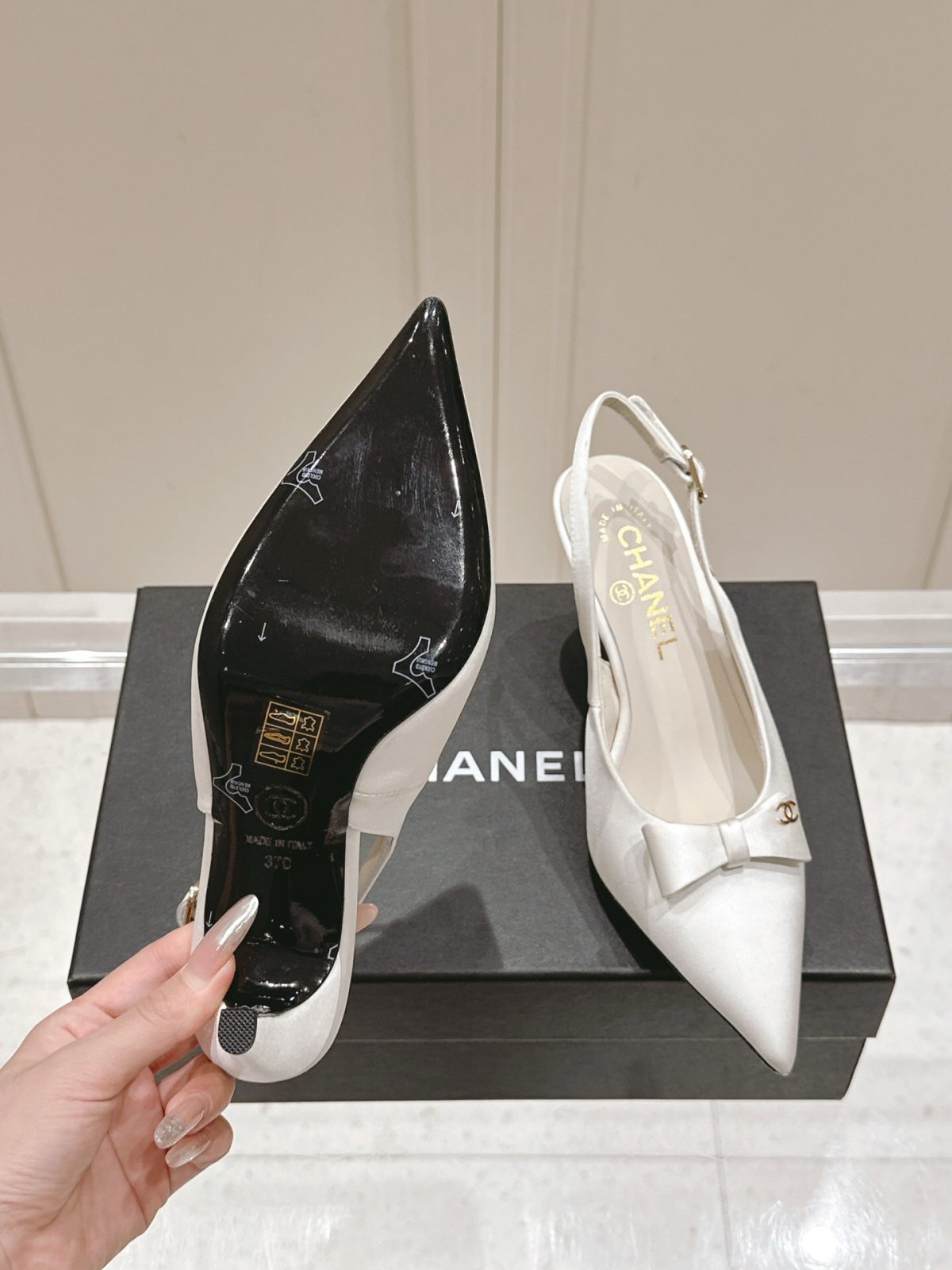 Chanel Slingbacks - Image 19