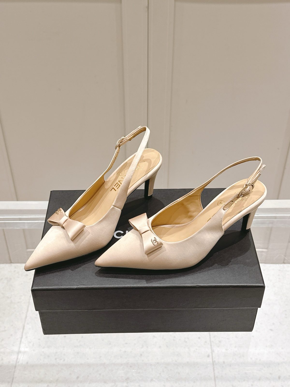 Chanel Slingbacks - Image 21