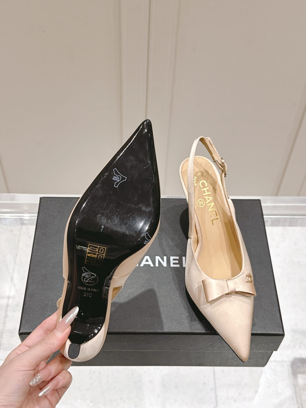 Chanel Slingbacks - Image 28